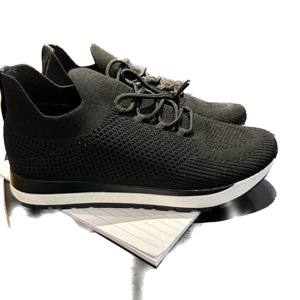 DKNY Running Shoes